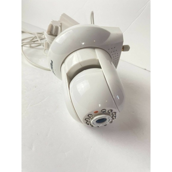 FOSCAM FR4020A2 Night Vision Surveillance Camera - Picture 1 of 6